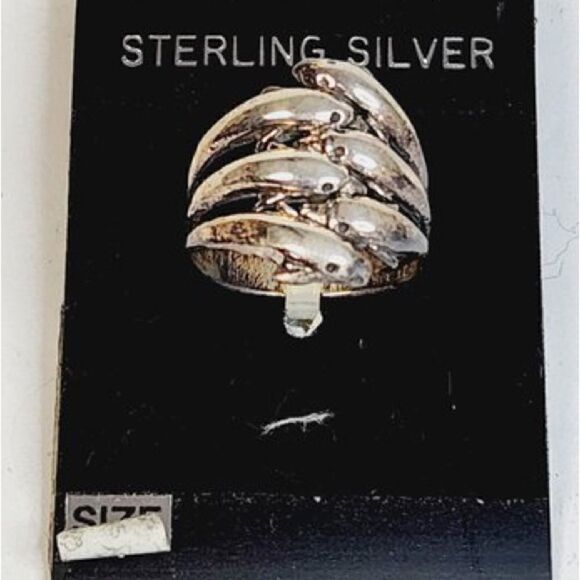 Vintage Sterling Silver Dolphin Ring. in Original Packaging. Size 7. - Picture 1 of 8